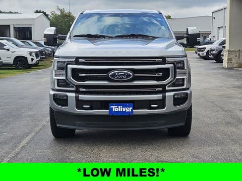 Used 2022 Ford F250 Platinum image 3