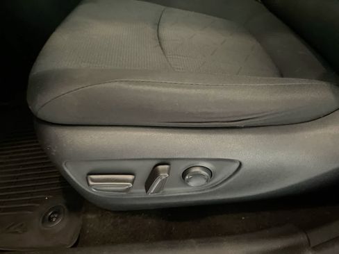 Certified 2022 Toyota RAV4 XLE image 12