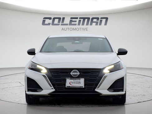 Certified 2025 Nissan Altima 2.5 S FWD image 2