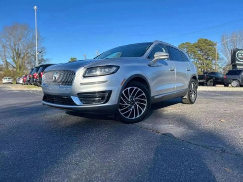 Used 2019 Lincoln Nautilus Reserve image 3