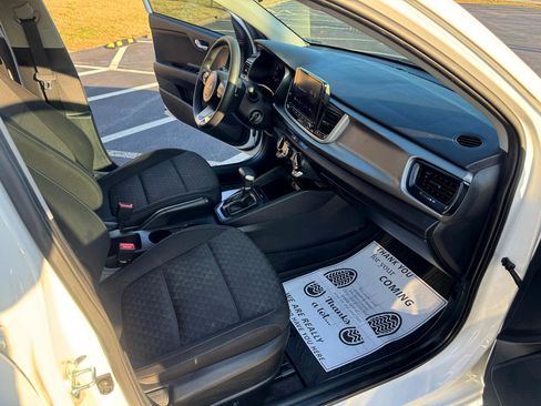 Used 2023 Kia Rio LX image 24