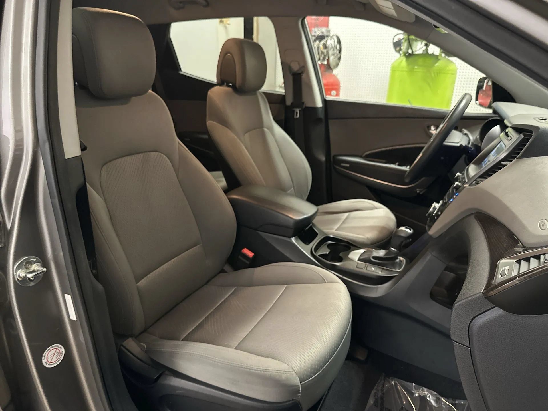 Used 2018 Hyundai Santa Fe Sport w/ 2.4L Value Package 02 FWD image 28