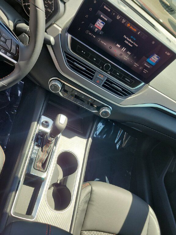 New 2026 Nissan Altima 2.5 SR FWD image 33