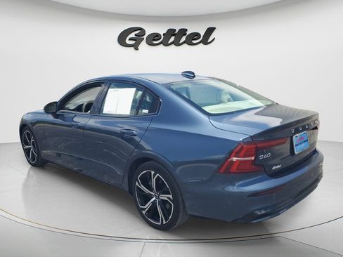 Used 2024 Volvo S60 B5 Core FWD image 15
