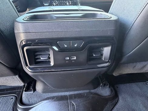 Used 2025 GMC Sierra 1500 AT4 w/ AT4 Premium Package AWD/4WD image 25