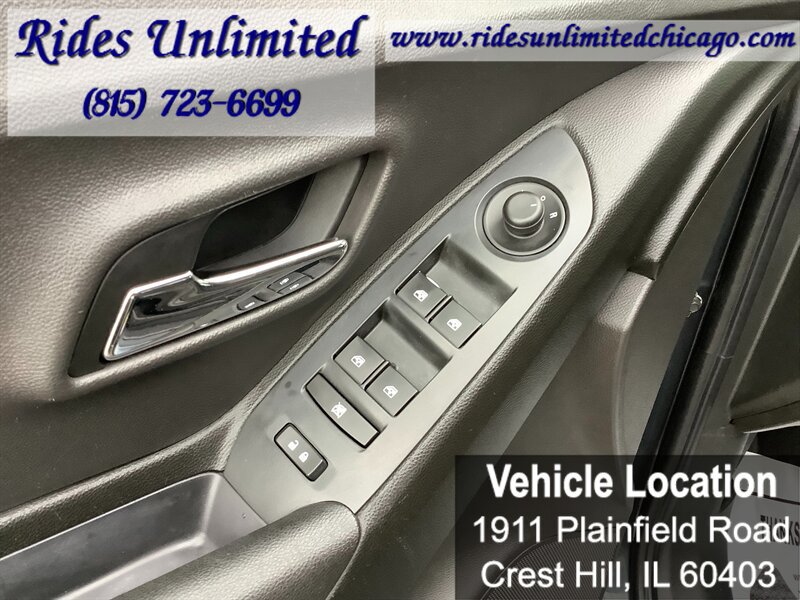 Used 2016 Chevrolet Trax LS FWD image 17