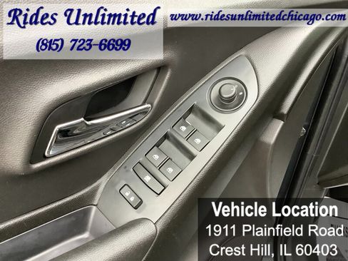 Used 2016 Chevrolet Trax LS FWD image 17