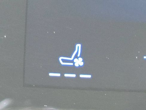 Used 2025 Ford Mustang Premium RWD image 9