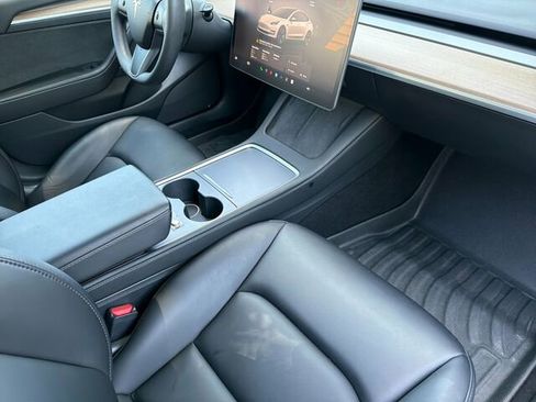 Used 2023 Tesla Model 3 Standard Range RWD image 19