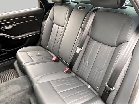Used 2025 Audi A8 L 3.0T AWD/4WD image 21