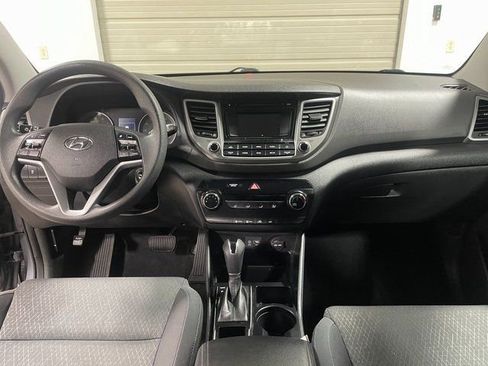 Used 2017 Hyundai Tucson SE AWD/4WD image 13