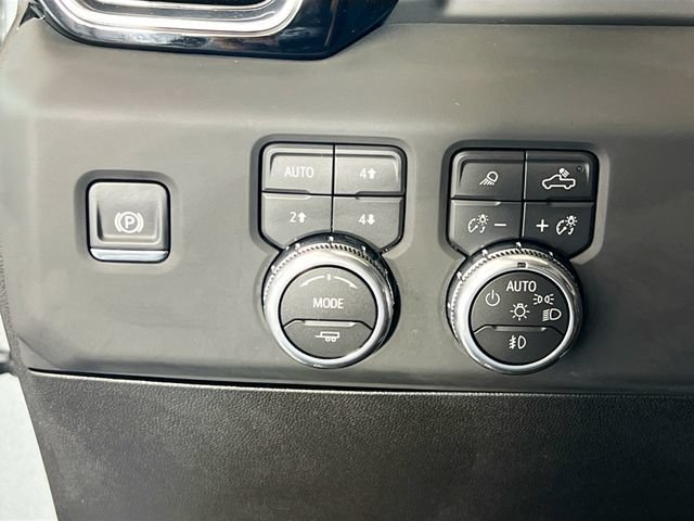 Used 2026 GMC Sierra 3500 Denali Ultimate AWD/4WD image 19