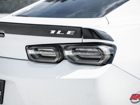 Used 2019 Chevrolet Camaro SS RWD image 51
