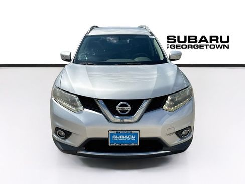 Used 2014 Nissan Rogue SV FWD image 2