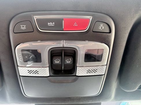 Used 2024 Kia Telluride SX Prestige AWD/4WD image 18