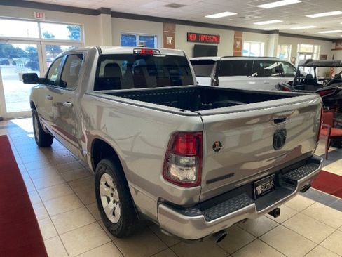 Used 2022 RAM 1500 Big Horn RWD image 4