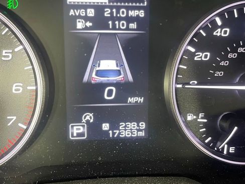 Used 2024 Subaru Outback Premium AWD/4WD image 10