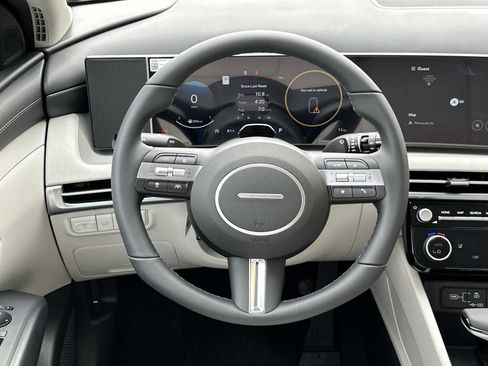 New 2026 Hyundai Tucson SEL FWD image 12