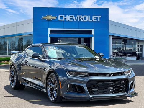 Used 2023 Chevrolet Camaro ZL1 RWD image 6