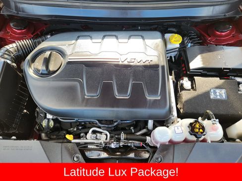Used 2021 Jeep Cherokee Latitude Lux w/ Comfort/Convenience Group AWD/4WD image 41