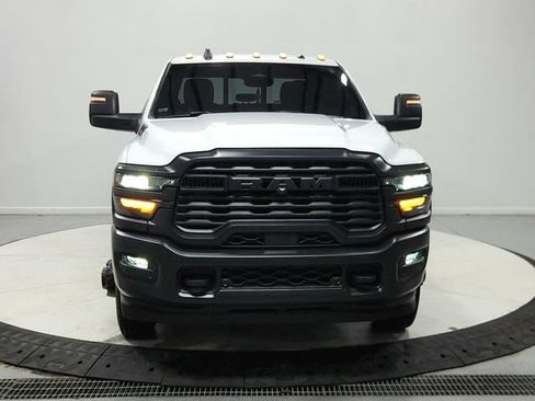 Used 2025 RAM 3500 Tradesman AWD/4WD image 3