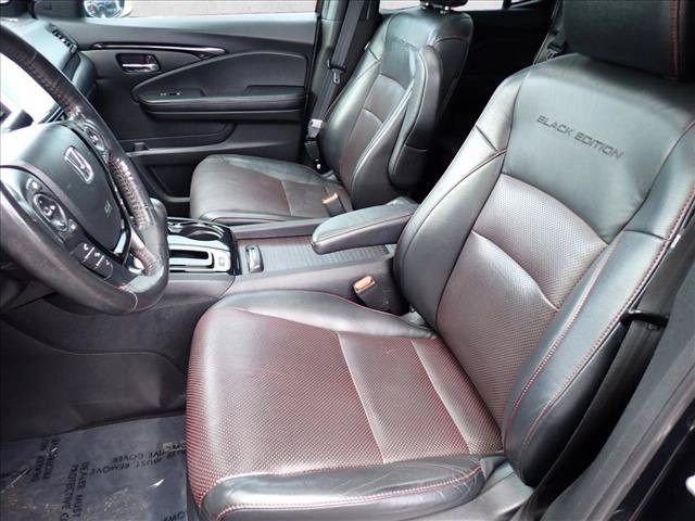 Used 2018 Honda Ridgeline Black Edition image 11