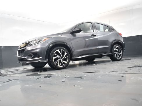 Used 2019 Honda HR-V Sport image 22