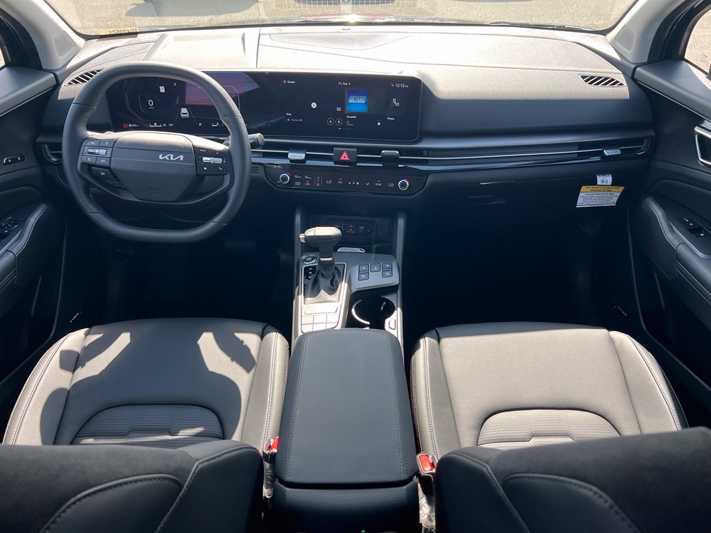New 2026 Kia Sportage SX FWD image 14