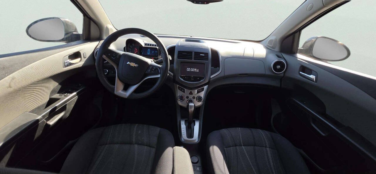 Used 2015 Chevrolet Sonic LT FWD image 7