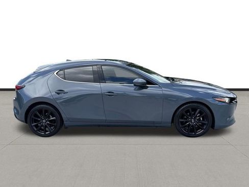 Used 2019 MAZDA MAZDA3 AWD Hatchback w/ Premium Pkg image 4