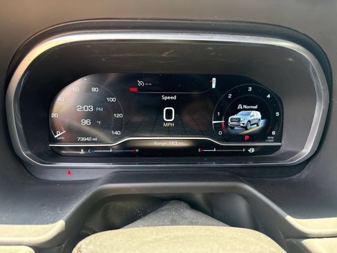 Used 2023 GMC Yukon SLT w/ SLT Luxury Package RWD image 23