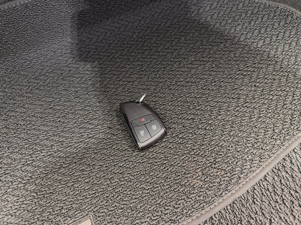 Used 2024 GMC Yukon Denali RWD image 92