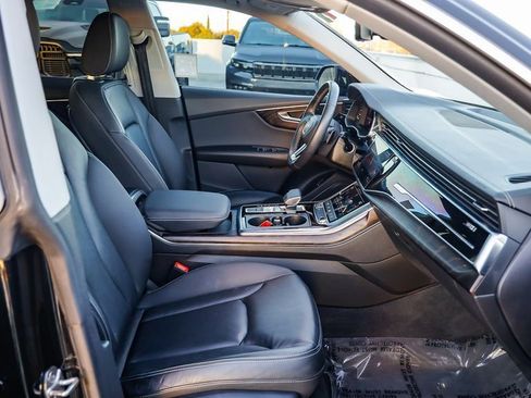 Used 2023 Audi Q8 Premium w/ Convenience Package image 18