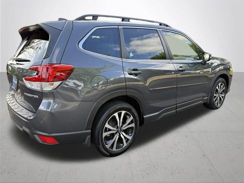Used 2023 Subaru Forester Limited AWD/4WD image 6