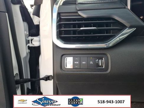 Used 2024 GMC Acadia Elevation image 16