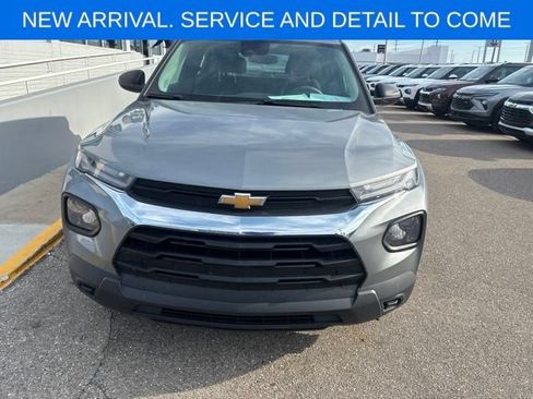 Certified 2023 Chevrolet TrailBlazer LS FWD image 3