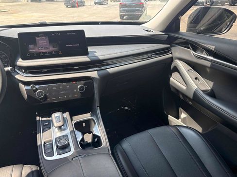 Used 2025 INFINITI QX60 Pure FWD image 15