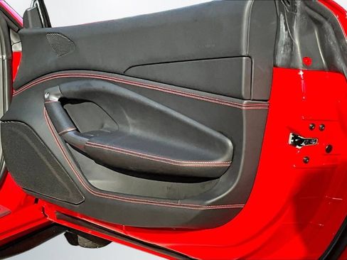 Used 2022 Ferrari F8 Tributo RWD image 22