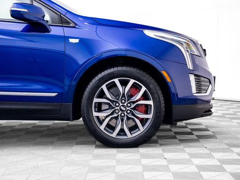 Certified 2023 Cadillac XT5 Sportv AWD/4WD image 38