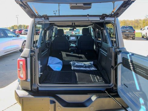 Used 2023 Ford Bronco Outer Banks image 5