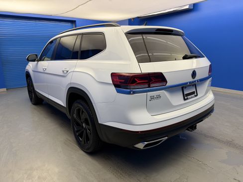 Used 2023 Volkswagen Atlas SE w/ Panoramic Sunroof Package AWD/4WD image 5