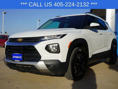 Used 2023 Chevrolet TrailBlazer LT image 4