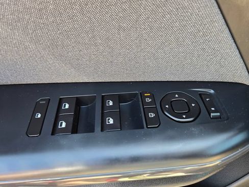 Used 2025 Kia K4 EX FWD image 35