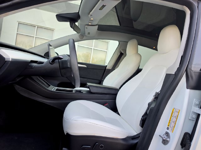 Used 2022 Tesla Model Y Performance AWD/4WD image 45