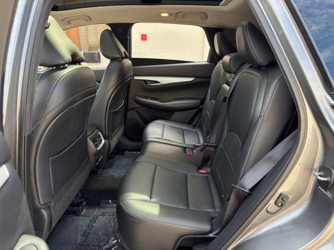 Used 2020 INFINITI QX50 Luxe w/ Navigation Package FWD image 43