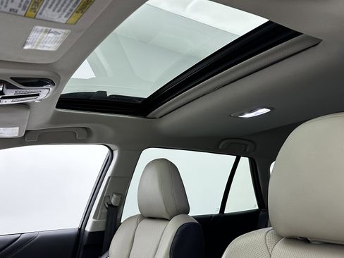 Used 2024 Subaru Outback Limited image 4