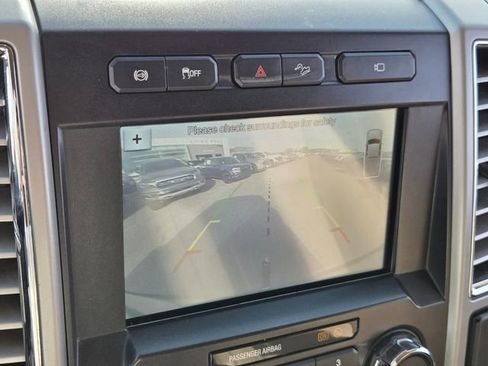 Used 2017 Ford F350 Lariat w/ Chrome Package image 17