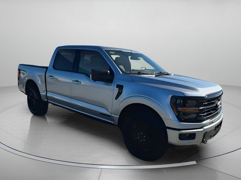 New 2025 Ford F150 XLT w/ Equipment Group 303A High image 3