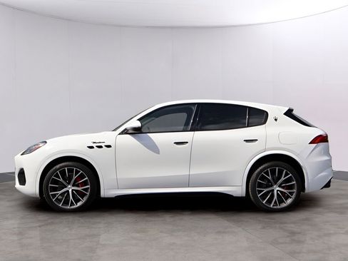 New 2026 Maserati Grecale Folgore AWD/4WD image 4