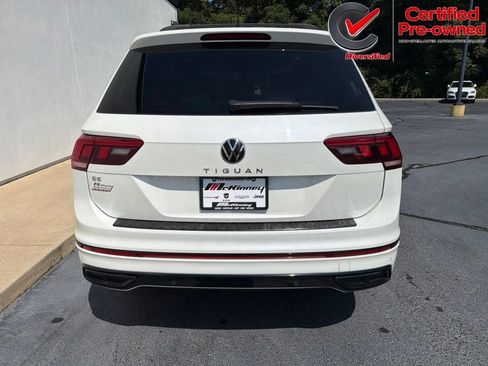 Used 2022 Volkswagen Tiguan SE R-Line FWD image 14
